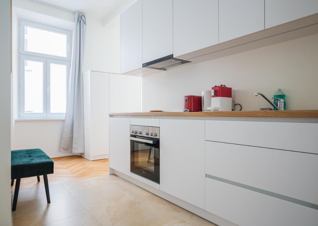 Brand Cozy Apartment Wien Exteriör bild